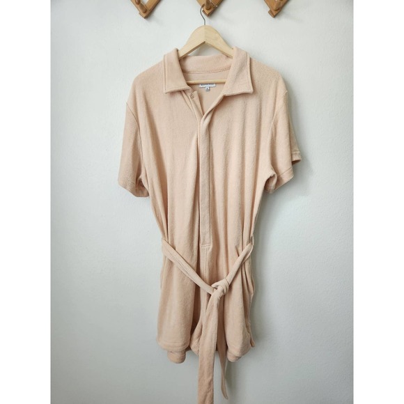 Gianni Bini Pants - Gianni Bini peach tan terrycloth shorts romper women XL belted lounge